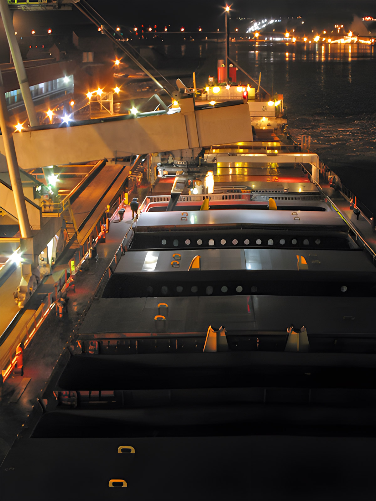 CHARTERING & SHIP BROKING